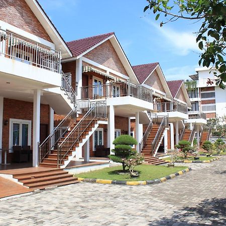 Thong'S Inn Hotel Kualanamu Μεντάν Εξωτερικό φωτογραφία