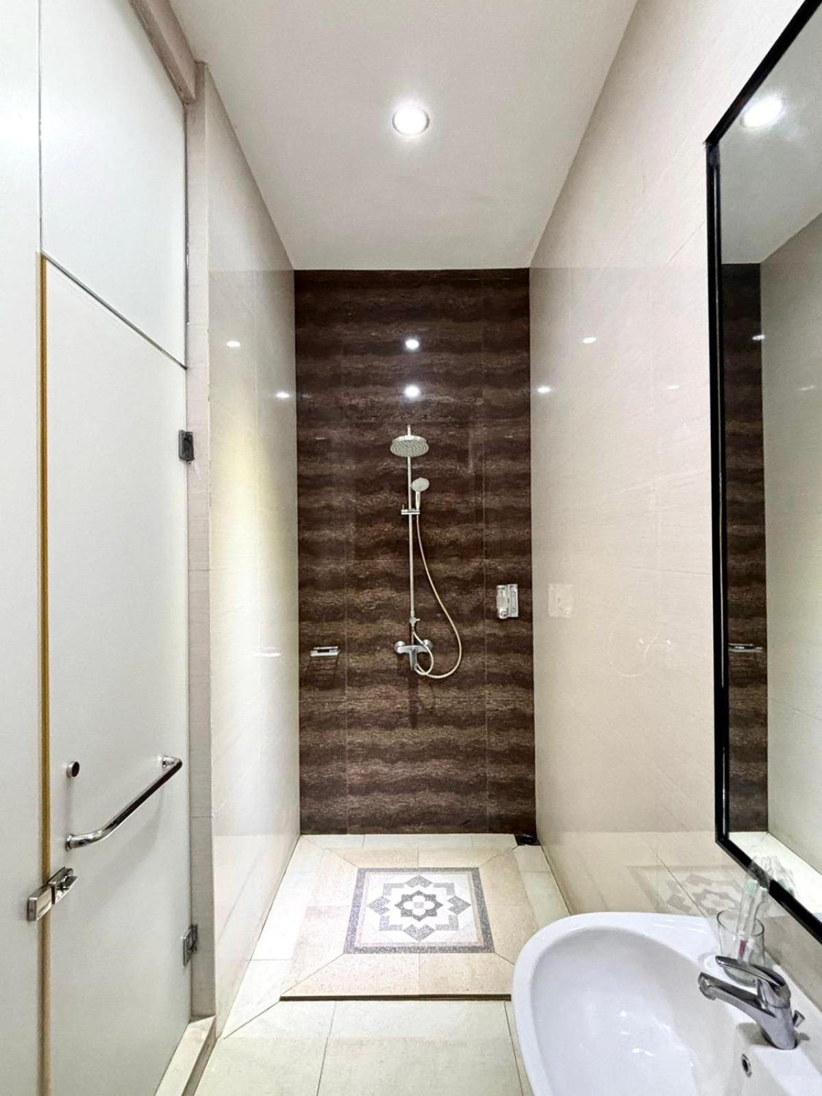 Thong'S Inn Hotel Kualanamu Μεντάν Εξωτερικό φωτογραφία