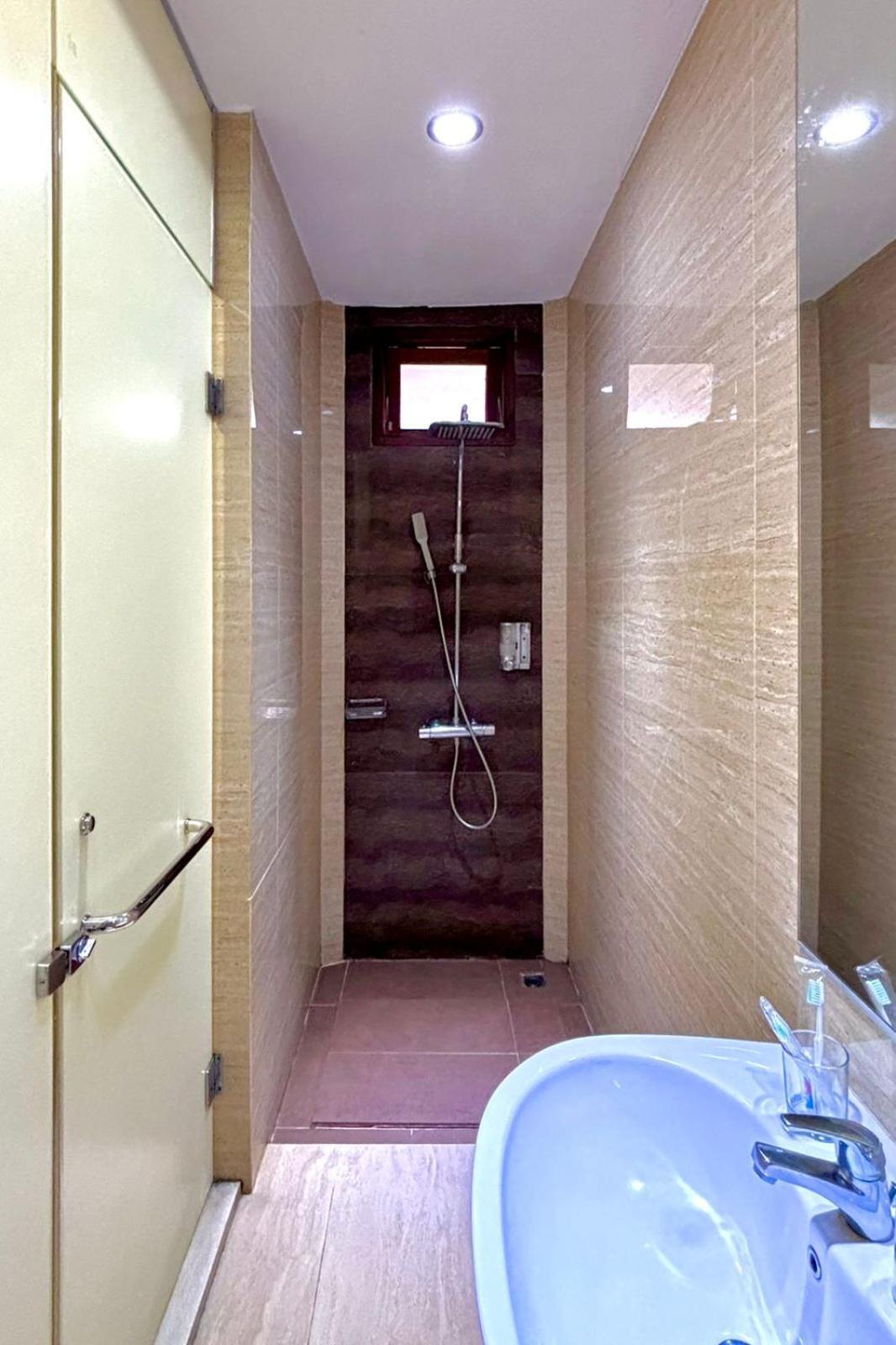 Thong'S Inn Hotel Kualanamu Μεντάν Εξωτερικό φωτογραφία